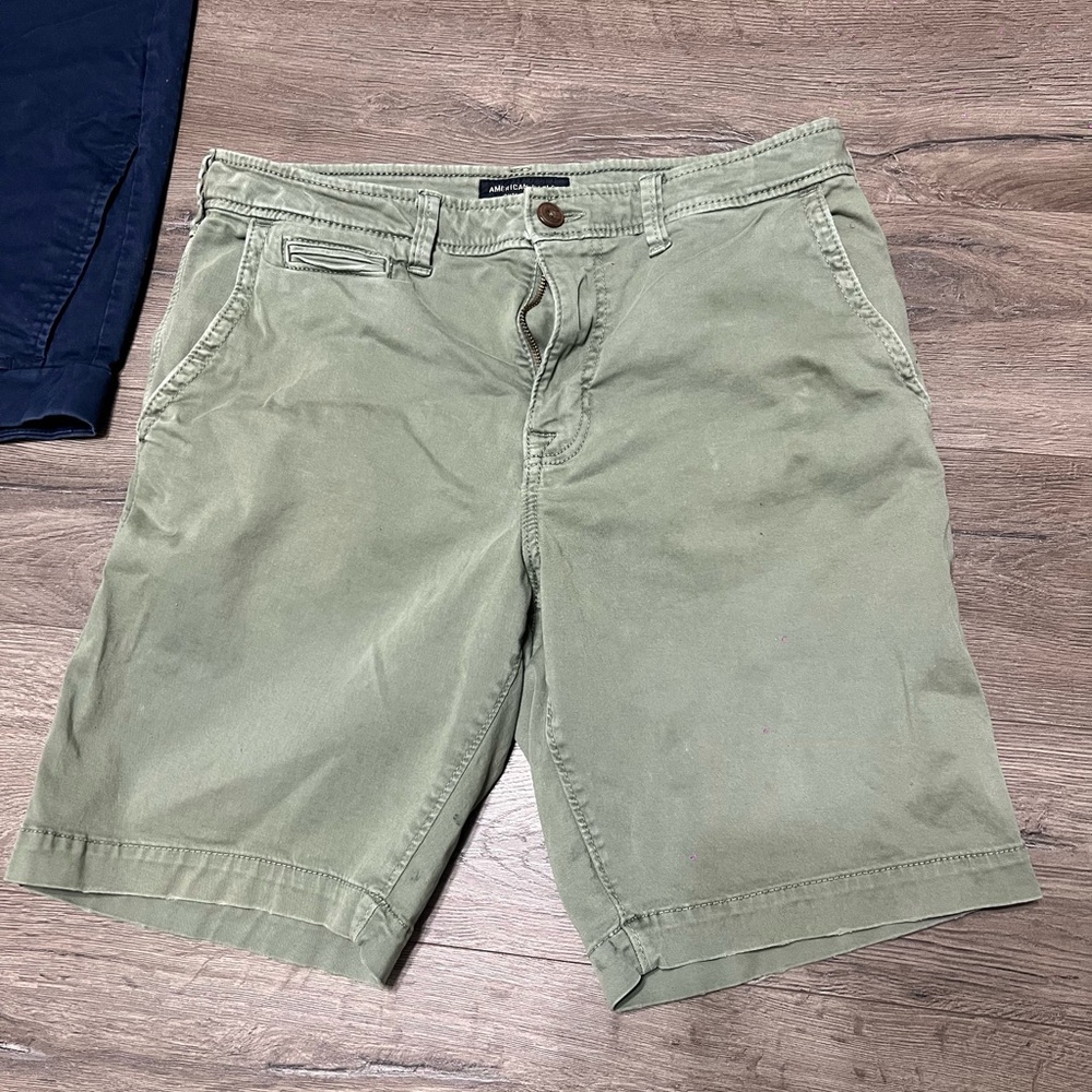 American Eagle khaki Green Flat Front Shorts